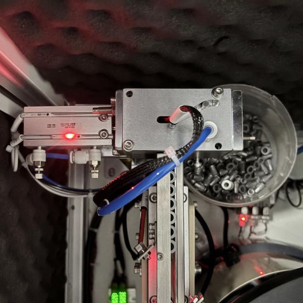 Customized Vibrating Bowl Feeder Stainless Steel Durable Automatic Parts Feeder