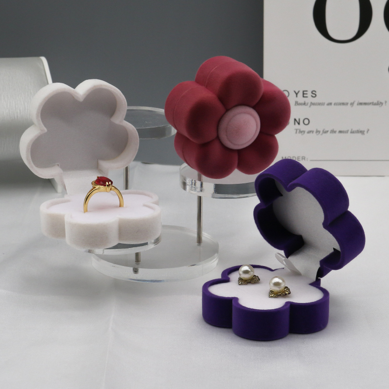 Cute Little Flower Shaped Flocked Jewelry Box Packaging Charming Design