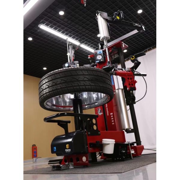 Full Auto Tire Changer 8 - 10 Bar Car Wheel Changer With Left Side Asist Arm