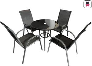 O restaurante exterior da cafetaria apresenta a mobília do jardim de Textilene