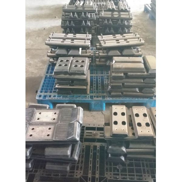 500mm Wide 171 Pitch Chain On Black Excavator Rubber And Steel Rubber Pads