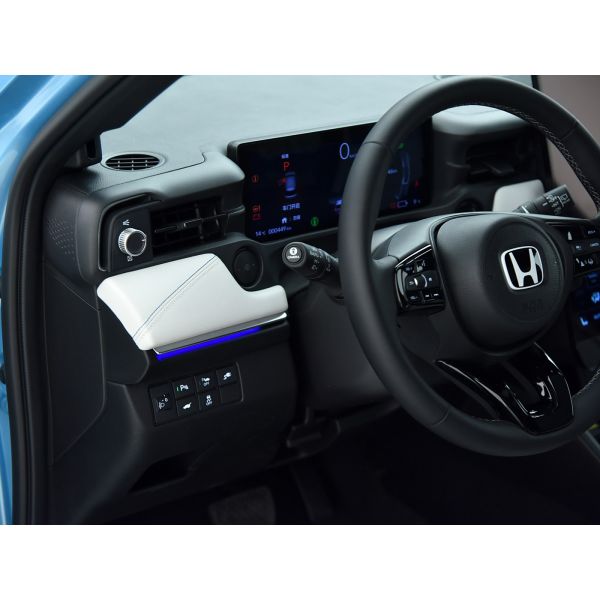 Honda e：NS1 features Honda CONNECT 3.0 with 15.1-inch LCD center screen