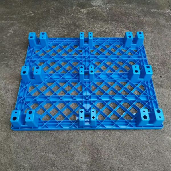 4-Way Entry Euro Type Single Faced Plastic Pallet without Recycling for One Way
