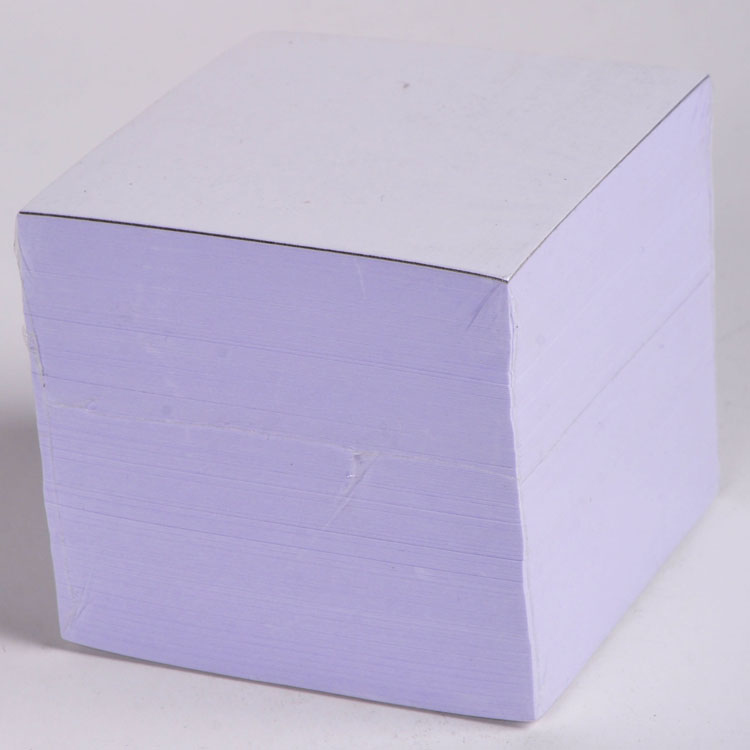 Best-selling factory price 800sheets 85x85mm square shape white office writing pad note