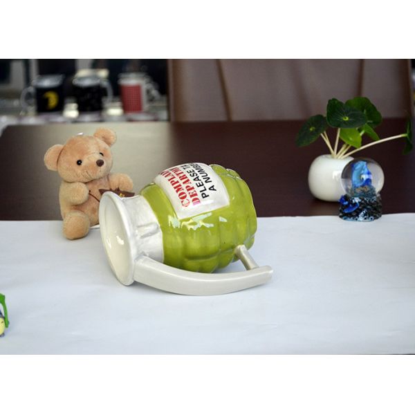 Gift Grenades Shape Creamic Eco Friendly Coffee Mugs / Cup For Advertising
