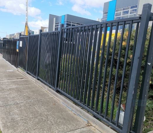 Heavy-Duty Tubular Steel Fence Weatherproof