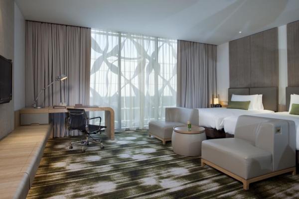 Fashion design of Apartment Hotel Room Natural Oak wood Bed and Lounge Bench Sitting Furniture