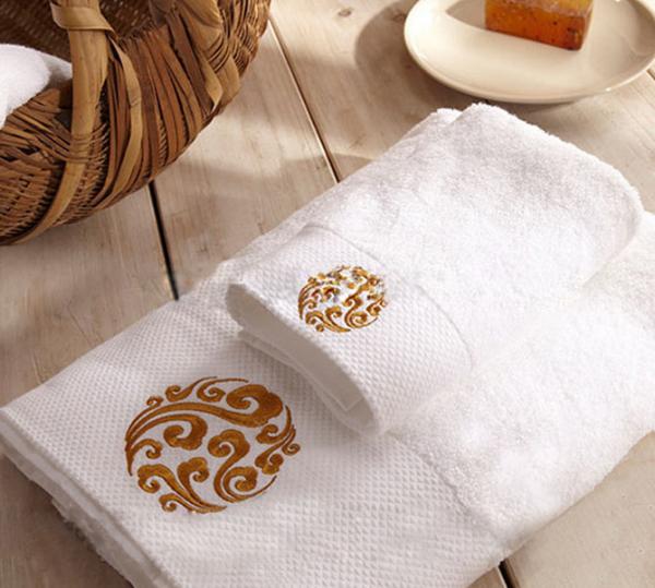 Luxury 100% Cotton Towel Hotel Bath Towels Skin Friendly Highly Absorbent