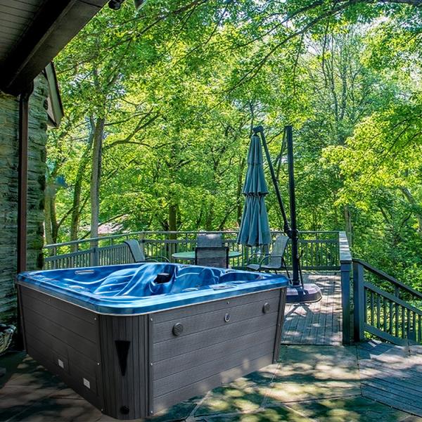 Termas exteriores da banheira de hidromassagem da massagem do quadrado luxuoso EUROPEU de 6 pessoas da casa de campo