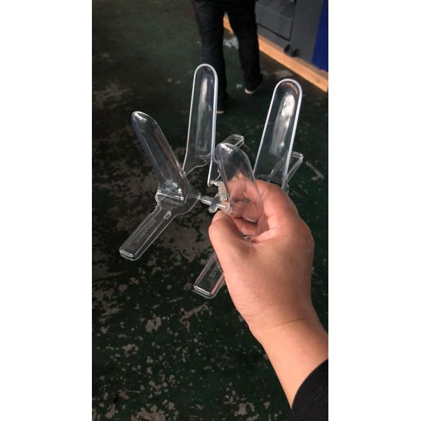 машина инжекционного метода литья высоты таблицы 800мм пластиковая для медицинской больницы