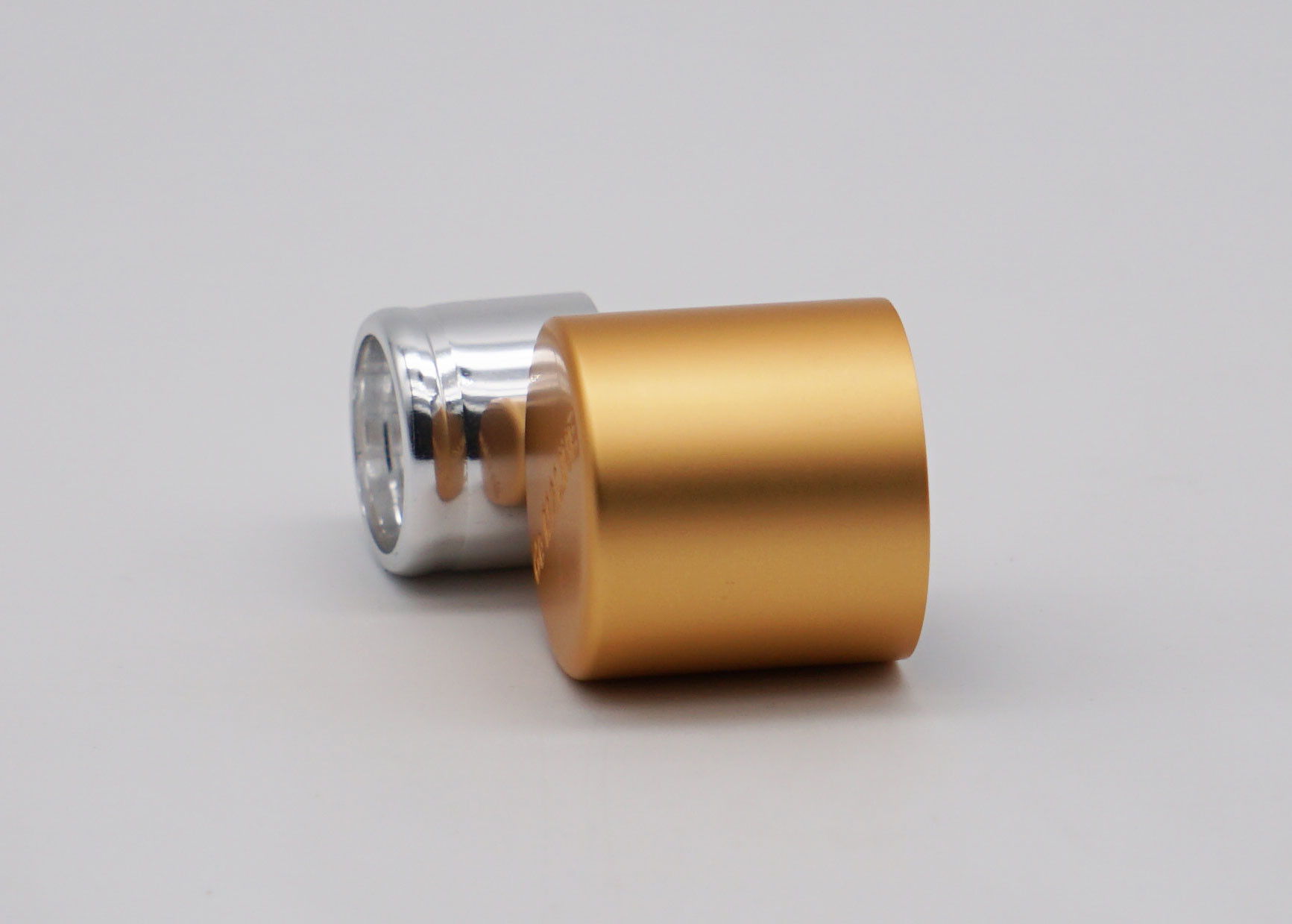 Цвет FEA15mm заморозил крышки флакона духов не разливает уплотнение