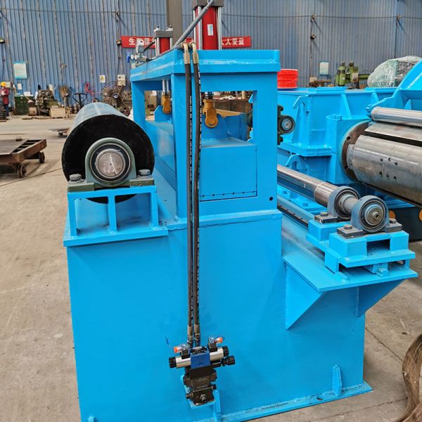 Fast Production Steel Strip Slitting Machine 1600mm Precise ±0.05 To ±0.1