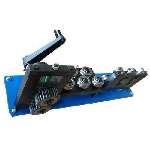 Manual Type Pipe And Wire Straightener Rollers Steel Material Blue Color