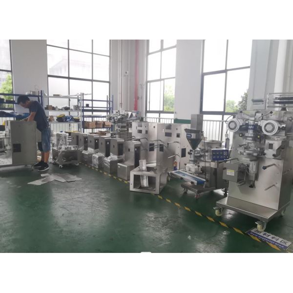Small Stainless Steel 304 Chocolate Enrober Machine with Touch Screen and Low Noise Level for Chocolate Enrobing Line