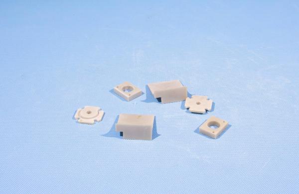 High Temperature Resistant Aluminum Nitride Ceramic Machinery Parts Natural Color