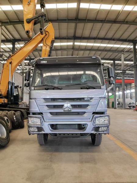 8x4 371HP Refurbished  Howo Dump Truck CA3252P2K2BT1A1 Chassis Model
