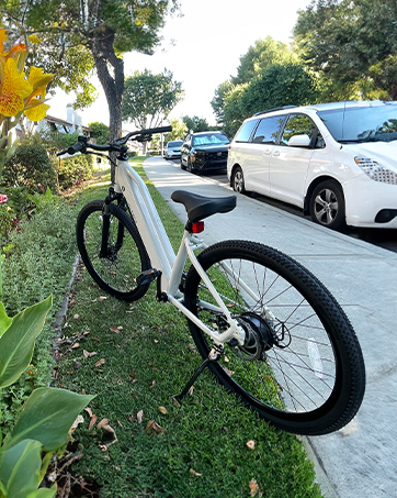 EU Stock Smart Sensor 48v 7 Speed Commuter E-Bike 48v Brushless Motor City Electric Bicycle for Adults From China