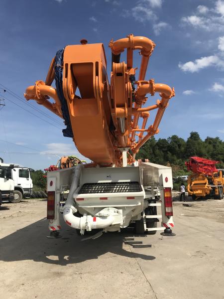 Bomba concreta montada caminhão usada 52m do autodiagnóstico CIFA de Ault