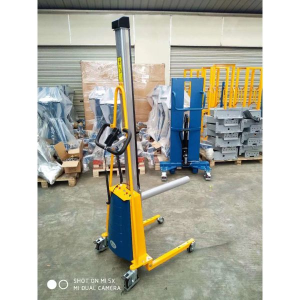 Battery Powered Electric Office Work Positioner Lift Truck 330 Lb 220 Lb Capacity For Warehouse