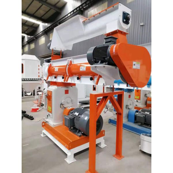 Poultry Animal 37KW 2T/H Cattle Feed Pellet Machine