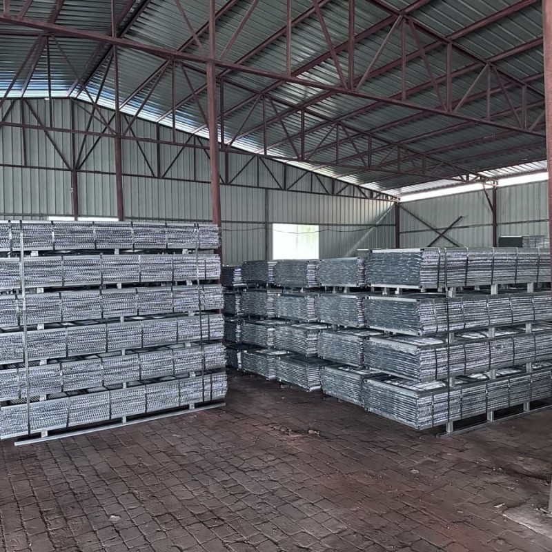 Galvanized Steel Expanded Metal Lath with 27x96in Sheet Size for ASTM C847 Compliant Wall Plastering and Ceiling Support