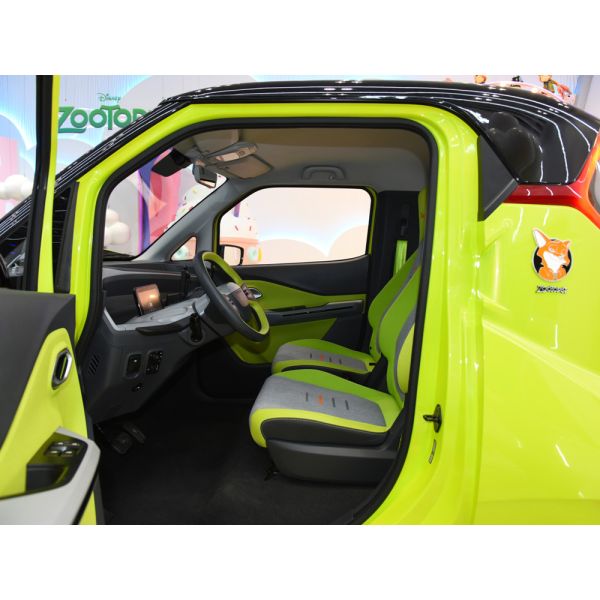 Wuling Nano Nick Ev 2 Seats 4wheel Electric Car Adult 305km Range Fast Charge 4.5H/13.5H