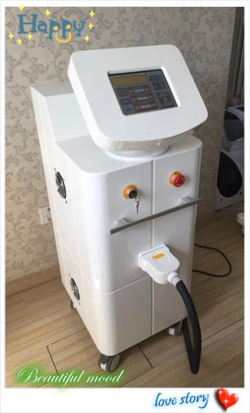 Multifunction Adjustable 25 - 400 ms Diode Laser 808nm Hair Removal Machine
