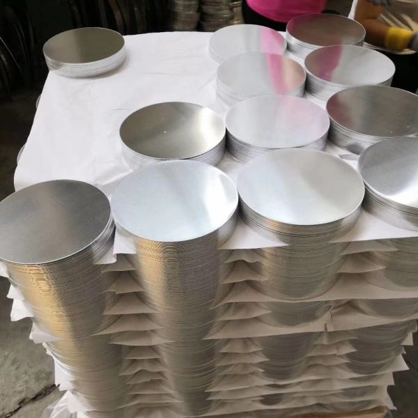 Plain Mill Finish 3003 Aluminum Disc Blank 50mm 1600mm Pots Custom Size High Flatness Burr Free Edge Food Grade