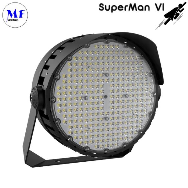 IK10 IP66 Stadium LED Flood Light haute protection contre la poussière 600W 15Deg 6000K 160LM/W Aluminium pour le terrain de golf