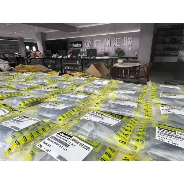 Chicago Pneumatic CP1150/CP-1150 Hydraulic Hammer Complete Seal Kit Use for Machinery Excavator Attachments Repair Seal for Rock Hammer Spare Part