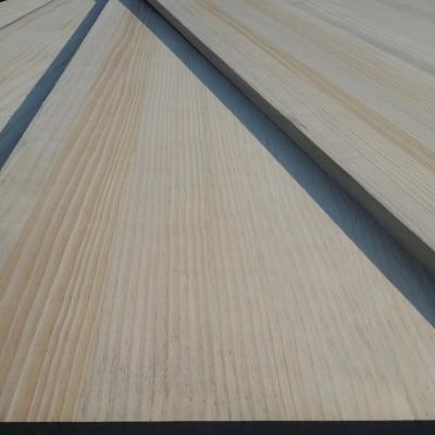 Tabuleiro de madeira de pinho sólido personalizável com um teor de umidade de 8-12% e textura natural