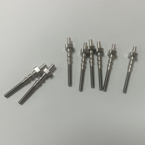 304 Stainless Steel CNC Milled Long Shaft Precision Threaded Rod for Medical Devices