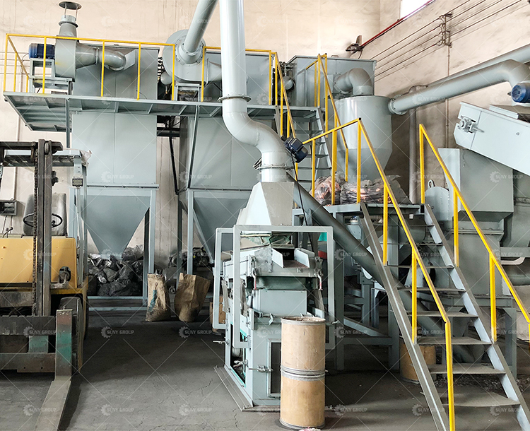 Передовая линия переработки материала из литийных батарей из автомобильных батарей