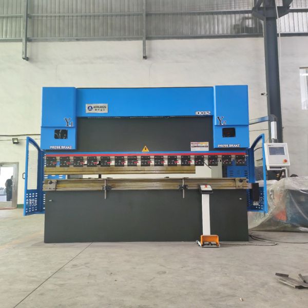 3200MM 100 Ton Hydraulic Press Machine 7.5kw TP10S Hydraulic Metal Bender