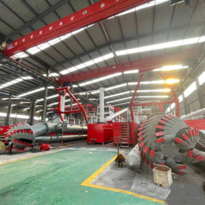 Customized Cutter Suction River Dredging Equipment With Dredging Depth 15m
