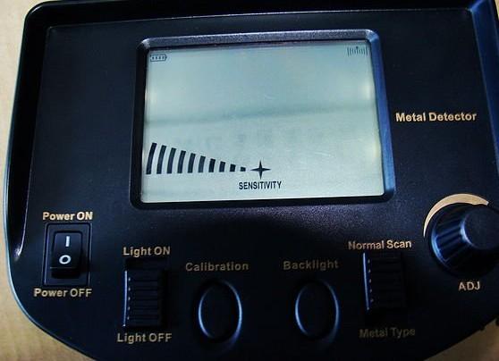 380*100 mm Touch Screen Non-ferrous DSP Technology Conveyor Belt Screening Needle Copper Food Metal Detector  MCD-F500QD
