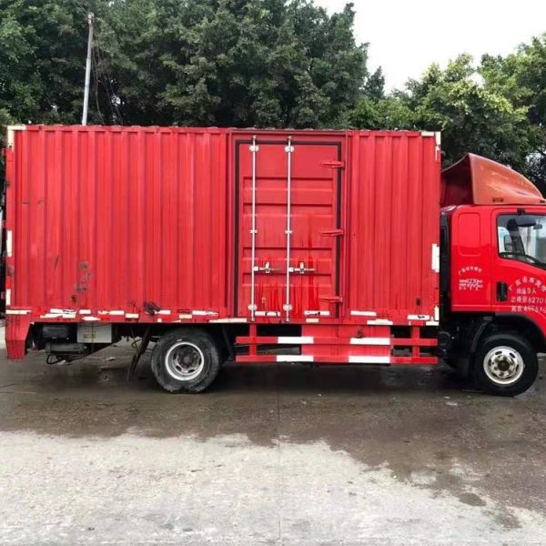 Mano usada de FAW Van Cargo Truck 140HP los 5.2M Big Capacity 4x2 segundo 2018 años