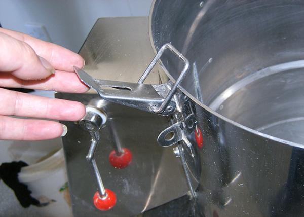 Globular Pelletizer Machine Pharmaceutical Chemical Foodstuff QZJ Series