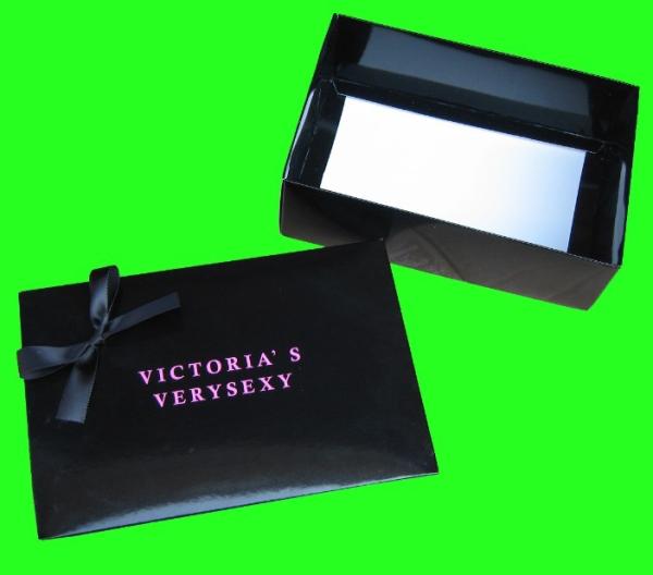 Folding Paper Box , Black Color Gift Box Packaging With Bow Tie