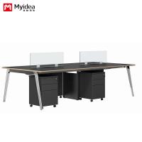 Modèle de bureau moderne pour quatre personnes Modulateur Tableau en bois avec des jambes en alliage d'aluminium plaqué pour le design contemporain de bureau