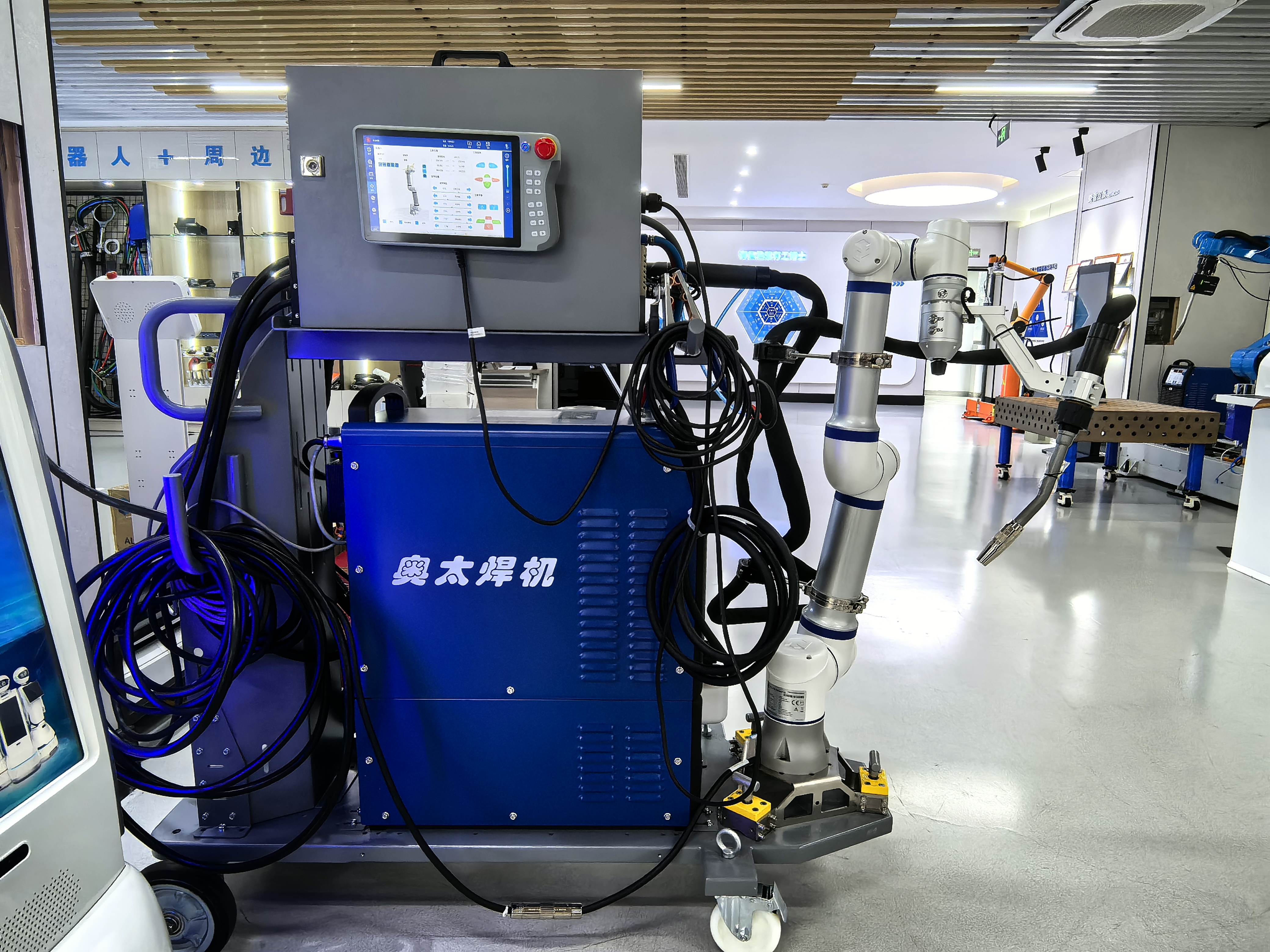 High Performance High Precision Heavy Load Price Welding Application 6Axis Cobot
