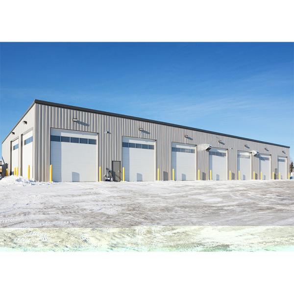 Bâtiment d'entrepôt d'usine à charpente métallique industrielle, centre logistique, maison d'entrepôt agricole à structure en acier préfabriqué