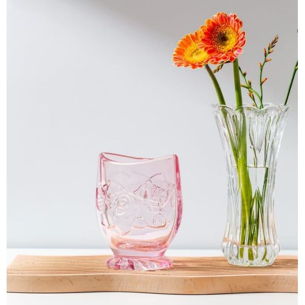 Decorative Glass Fish Shaped Vase Creative Spray Color 4.5 X 3.25 X 5.45 Inch