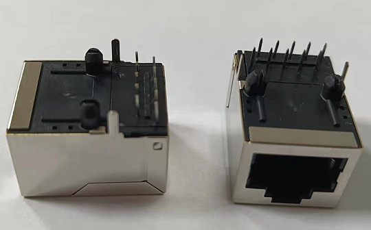 Плата PoE ВВЕРХ ПО защелке интегрировала магнитную жалобу RoHS соединителя RJ45