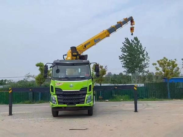 Euro 3-5 Standard Vehicle Crane Can Be Customized With Foldable Arm 16T Load Capacity 13M-28m Telescopic Arm Mobile Crane