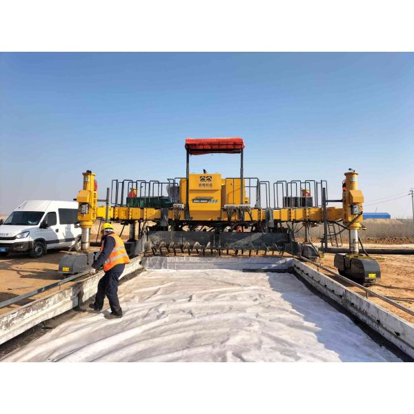 SMC-6600 Slipform Paver 3500-6000mm Paving Width High Power Engine