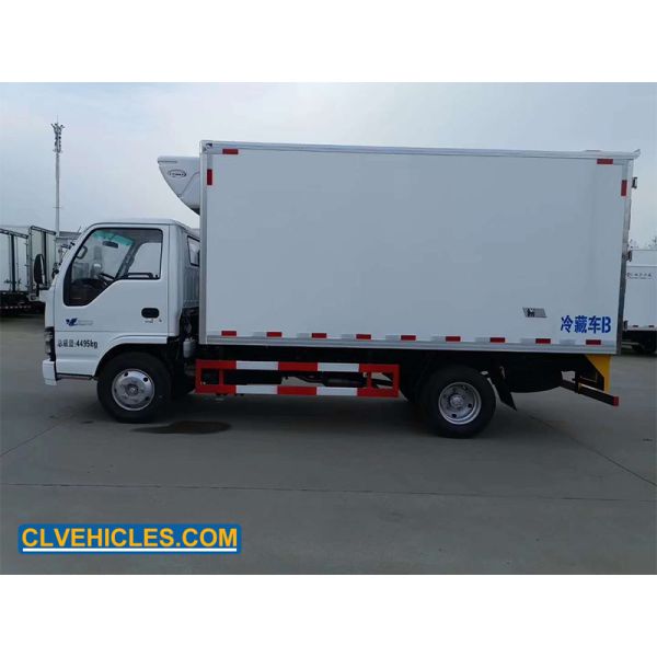 N Series ISUZU Reefer Truck 130hp Cold Truck Delivery Sliding Doors