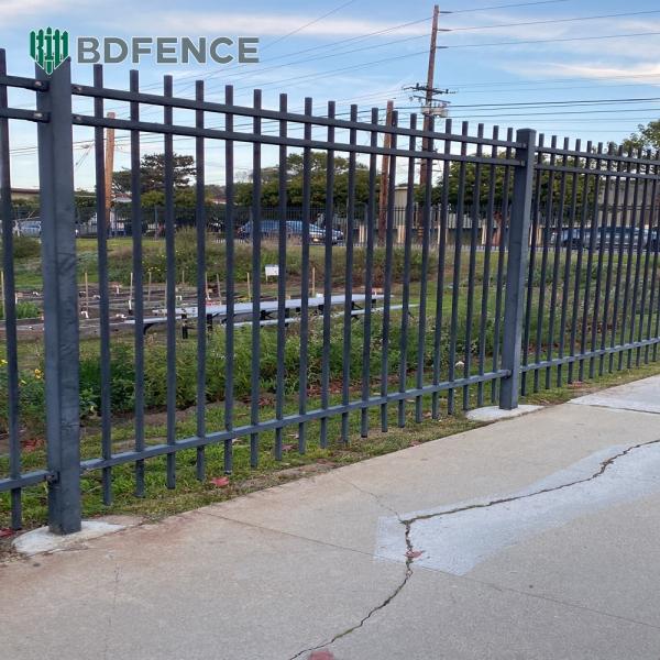 Green Tubular Steel Fence Eco-Conscious