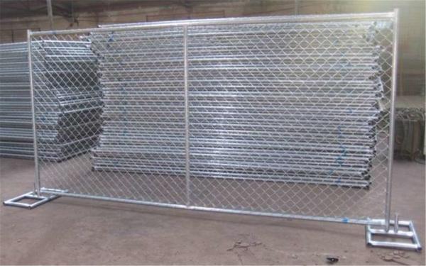 chain link temporary construction fence panels 6FT X 10F Mesh 2 3/8  x 2 3/8 ( 60mm x 60mm ) x 12 gauge wire