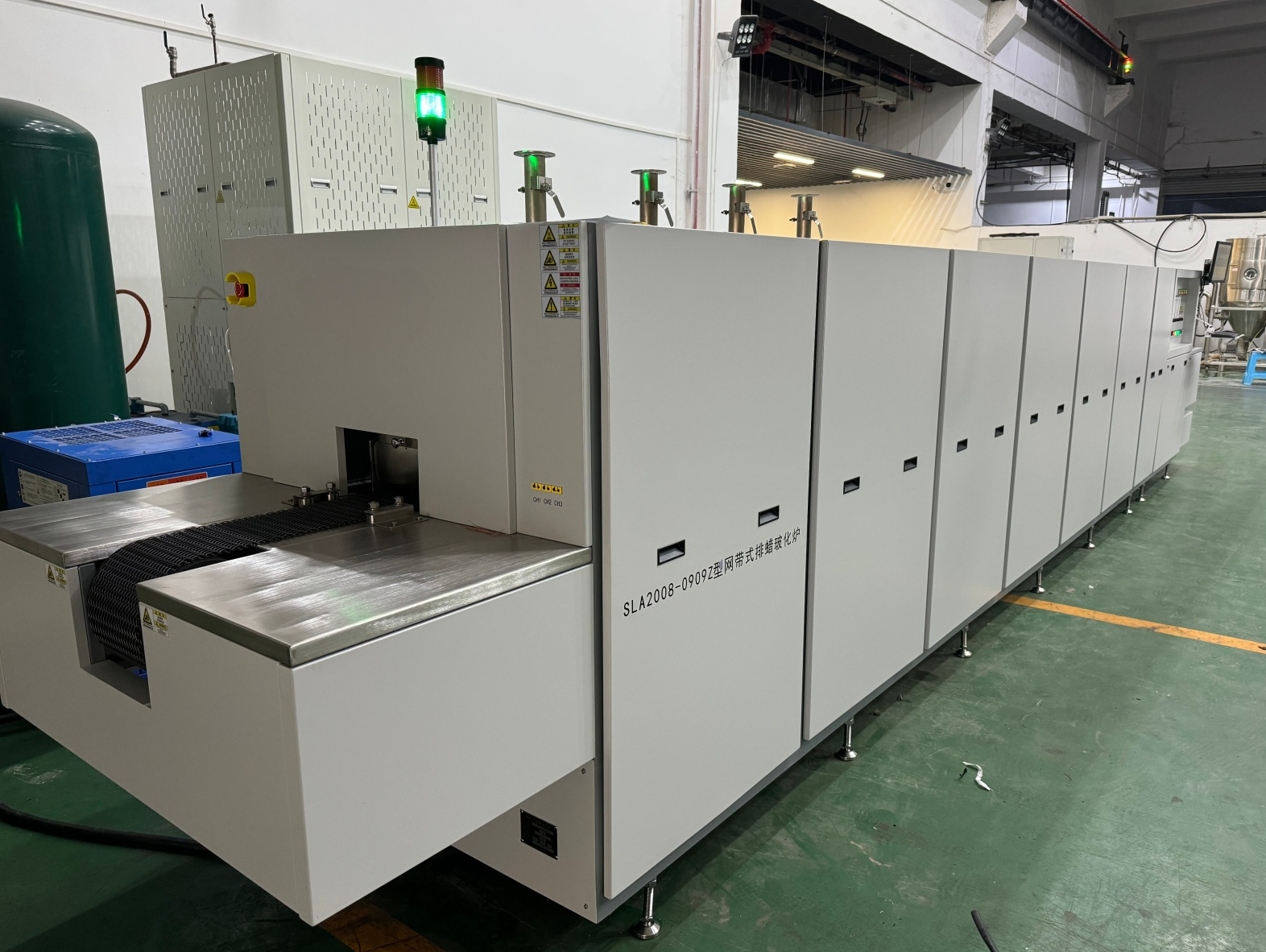 FEC Heaters Mesh Belt Industrial Sintering Furnace Heat Treat 63kW Customized